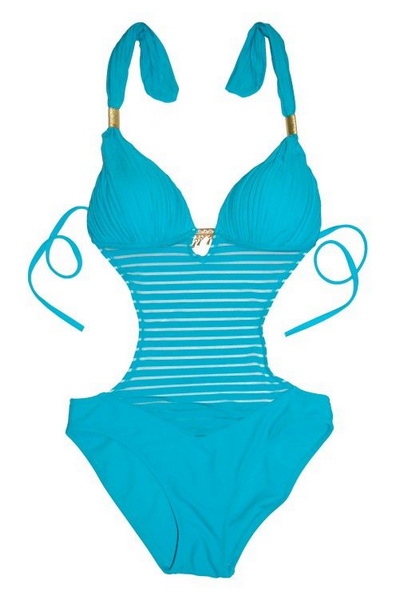 Summer Wear on the Beach_01